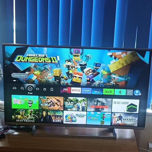 Panasonic 40inches - tv,